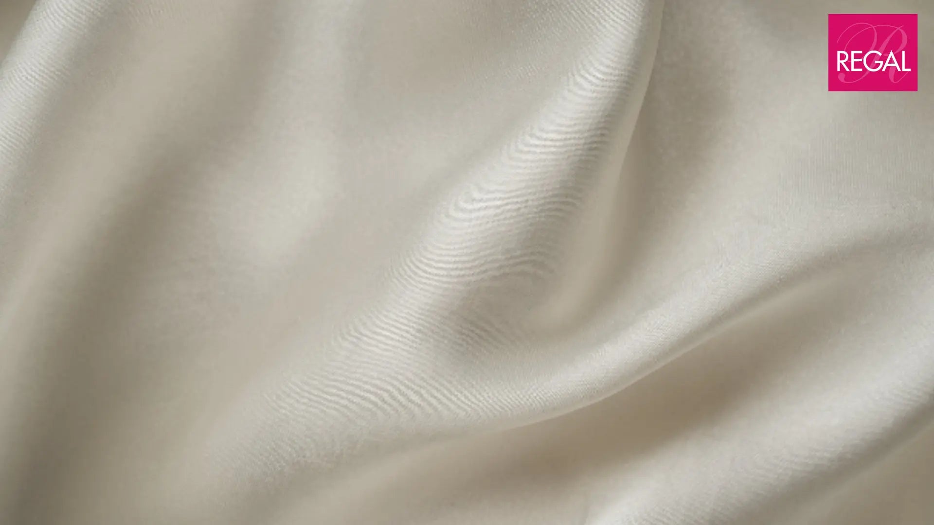 What is Silk Chiffon Metallic Fabric: Properties, How its Made and Where Regal Fabrics