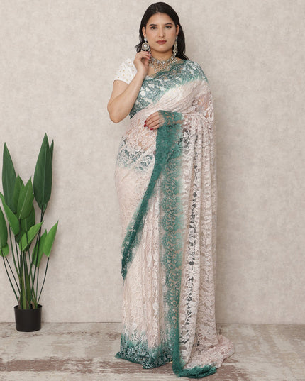 ساري فرنسي فاخر من الدانتيل الشانتيلي، بلون وردي فاتح إلى أخضر زمردي، مع تطريز حجري، بطول 5.5 متر، وعرض 110 سم، صنع في فرنسا - D24416