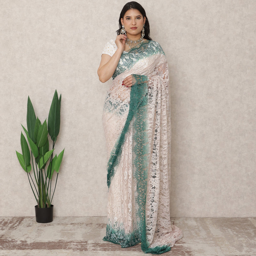 ساري فرنسي فاخر من الدانتيل الشانتيلي، بلون وردي فاتح إلى أخضر زمردي، مع تطريز حجري، بطول 5.5 متر، وعرض 110 سم، صنع في فرنسا - D24416