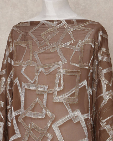 قماش ديراك من الحرير الصومالي شيفون لوركس معدني هندسي بني - 3.5 متر، عرض 140 سم، صنع في كوريا الجنوبية - D24768