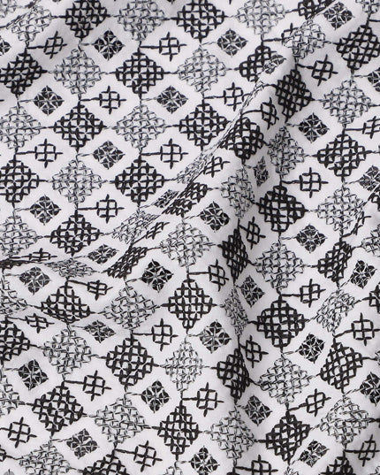 White and Black Geometric Motif Print Synthetic Cotton Fabric, 140 Cms, India-D25392