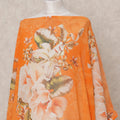 قماش ديراك من القطن الصومالي بلون برتقالي فاتح مع طبعة زهور بيج - 3.5 متر، عرض 140 سم، صنع في إيطاليا - D24544