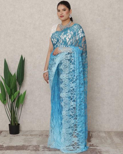 ساري فرنسي فاخر من الدانتيل الشانتيلي، من اللون الأزرق السماوي إلى الأزرق السماوي، بطول 5.5 متر، وعرض 110 سم، صنع في فرنسا - D24424