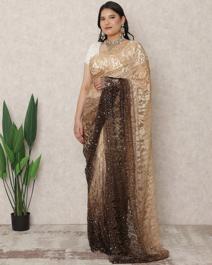 ساري فرنسي فاخر من الدانتيل الشانتيلي بألوان البيج إلى البني الداكن مع تطريز حجري، بطول 5.5 متر وعرض 110 سم، صنع في فرنسا - D24414