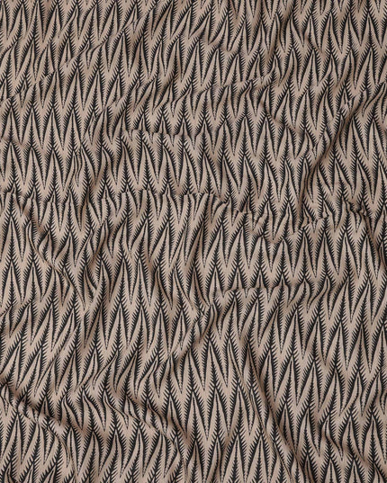 قماش فيسكوز كتان مخلوط باللون البيج بطبعة أوراق شجر سوداء، عرض 110 سم، صنع في الهند - D25094