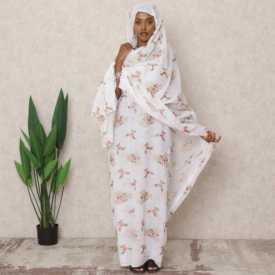 ثوب سوداني تقليدي أبيض مطرز بنقشة زهور متعددة الألوان، قطعة بطول 4.5 متر، مصنوع من قماش قطني خالص، عرض 140 سم، صنع في الهند - D24465