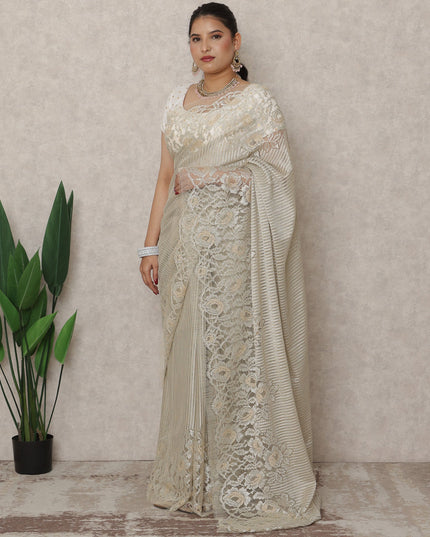 ساري فرنسي فاخر من قماش شانتيلي معدني بلون الشمبانيا والبيج، بطول 5.5 متر وعرض 110 سم، صنع في فرنسا - D24445