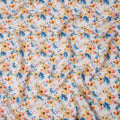 قماش كتان أبيض نقي مطبوع عليه زهور متعددة الألوان، أصفر، أزرق، وبرتقالي، عرض 140 سم، صنع في الهند - D25079