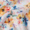 قماش كتان أبيض نقي مطبوع عليه زهور متعددة الألوان، أصفر، أزرق، وبرتقالي، عرض 140 سم، صنع في الهند - D25079