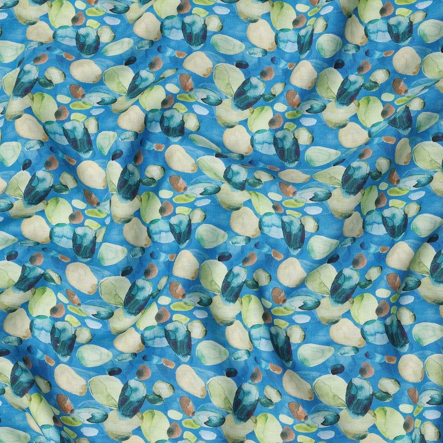 قماش كتان أزرق خالص مطبوع عليه زهور تجريدية بتصميم متعدد الألوان الأخضر والبيج، عرض 140 سم، صنع في الهند - D25073