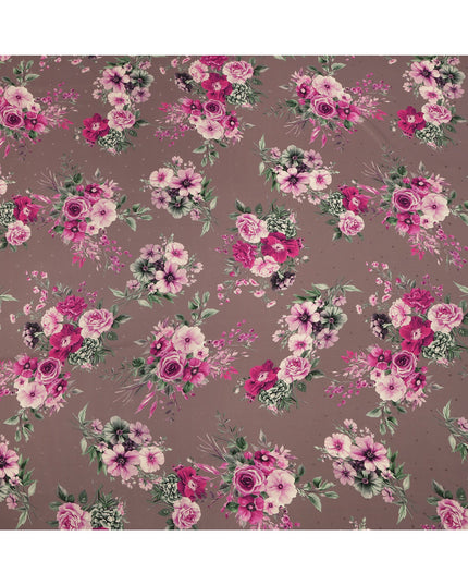 قاعدة بنية اللون مع طباعة باقة زهور وردية على قماش ساتان حريري إيطالي فاخر، عرض 140 سم، إيطاليا
 -D24783