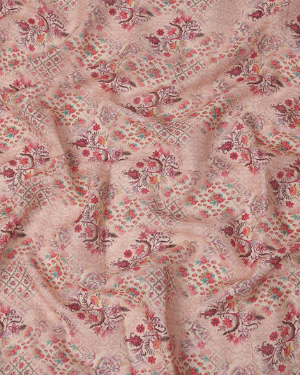 قماش كتان بلون الخوخ مطبوع عليه زهور بنقوش معقدة وتصميم هندسي، عرض 110 سم، صنع في الهند - D25086