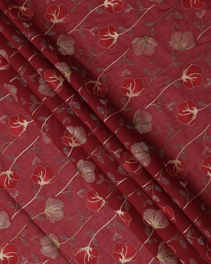 قماش فوال قطني مطرز بنقشة زهور بلون العنابي مع خيوط متعددة الألوان، عرض 110 سم، الهند - D25324