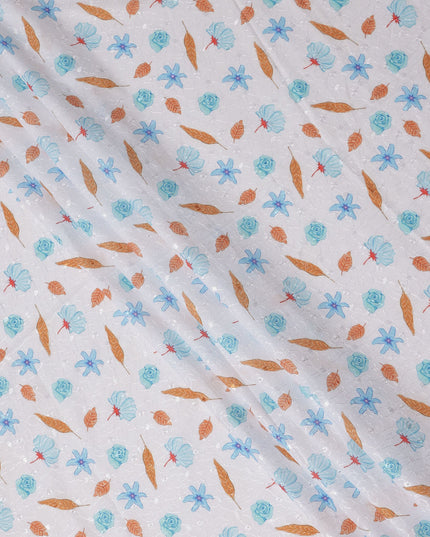 قماش تطريز من القطن الأبيض بطبعة زهور زرقاء وأوراق ذهبية، عرض 110 سم، الهند - D25297