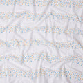قماش قطني مطرز بنقشة زهور بيضاء بتصميم مخطط، عرض 110 سم، الهند - D25206
