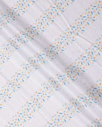 قماش قطني مطرز بنقشة زهور بيضاء بتصميم مخطط، عرض 110 سم، الهند - D25206