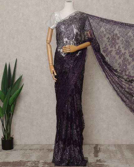 ساري فرنسي فاخر من الدانتيل الشانتيلي المعدني باللون البرقوقي مع تطريز حجري، عرض 110 سم، 5.5 متر، فرنسا - D25569