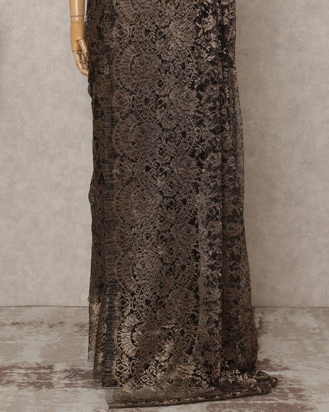 قماش ساري فرنسي فاخر من الدانتيل شانتيلي المعدني باللون الأسود الشوكولاتي - طول 5.5 متر، عرض 110 سم، صنع في فرنسا - D25607