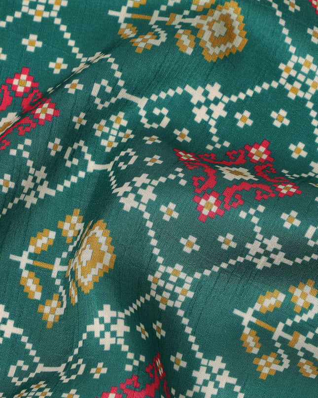 Green Geometric Ethnic Printed Viscose Fabric 110 Cms Made In India-D27380
