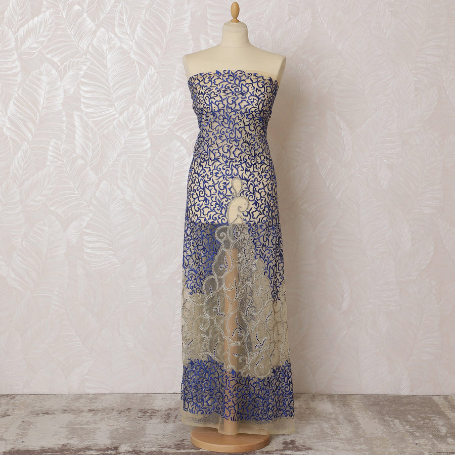 قماش تول نايلون مطرز باللونين الأزرق والفضي، بعرض 140 سم - تصميم أرابيسك رائع-D19236