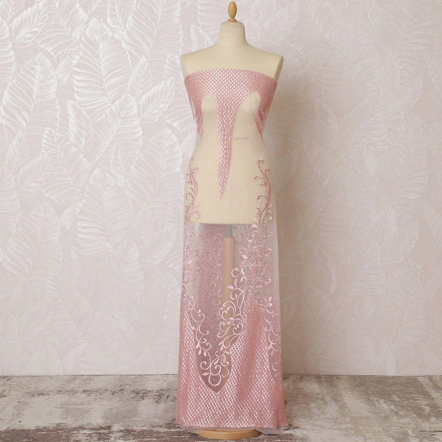 قماش تول نايلون وردي رقيق مع تطريز أبيض - عرض 140 سم - D19273