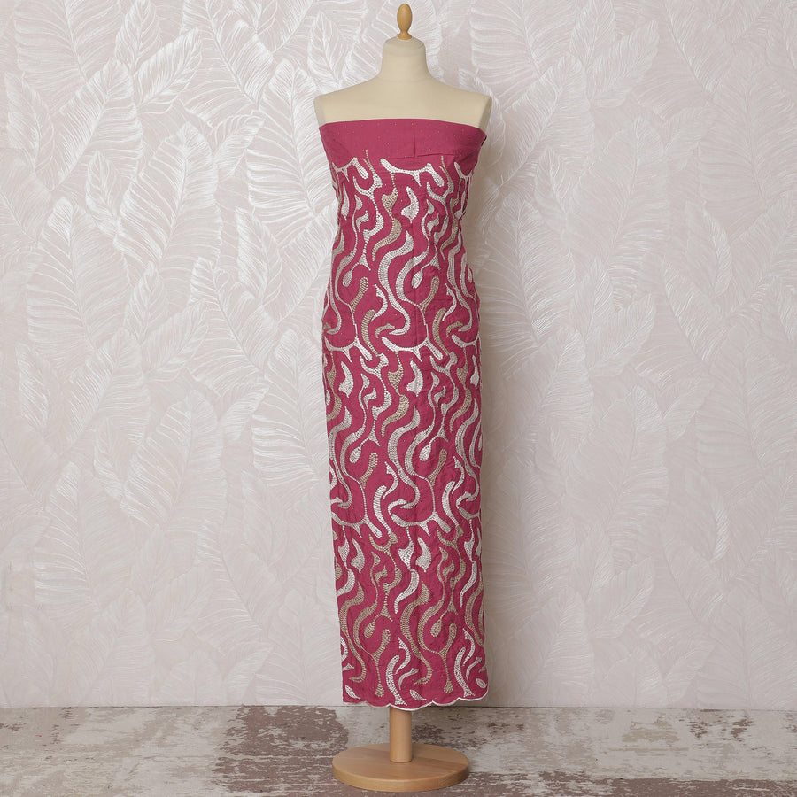 قماش قطن مخلوط باللون الأرجواني النابض بالحياة مع تطريز أبيض وذهبي - آخر قطعة 3.0 متر، عرض 110 سم -D19769