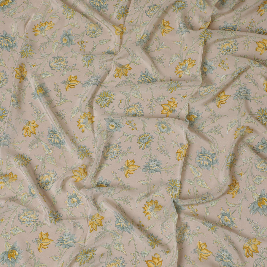 قماش كريب حريري ساحر باللون الوردي الخوخي مع طبعة زهور ذهبية، عرض 110 سم - مثالي للملابس الأنيقة - D19359 (قطعة 1.55 متر)