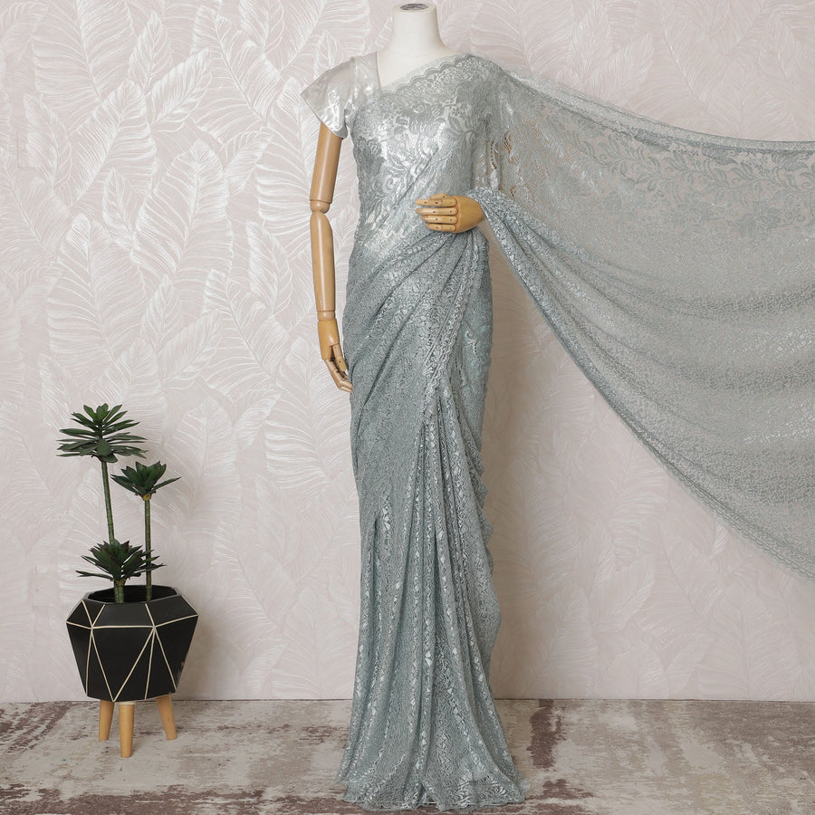 قماش دانتيل شانتيلي معدني فرنسي أنيق - تصميم زهور أزرق شاحب، عرض 110 سم، 5.5 متر-D19458