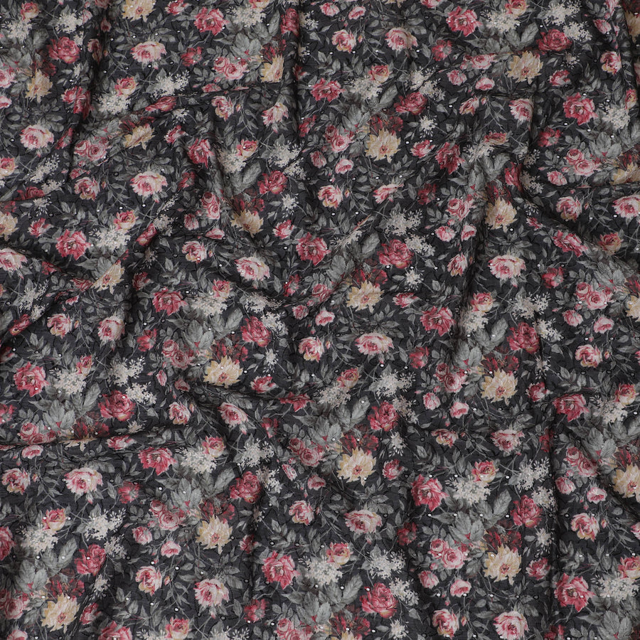 قماش عشبي قطني مطرز بالزهور باللون الأسود - عرض 110 سم، India-D19949