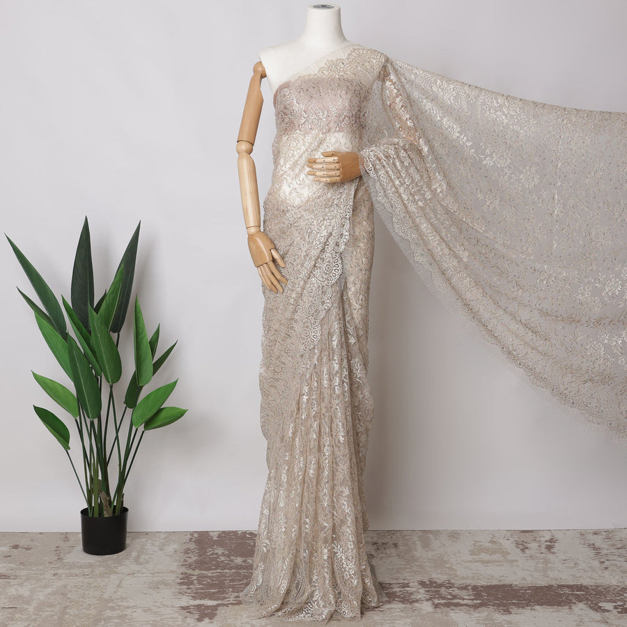 قماش دانتيل شانتيلي فرنسي باللون الوردي الفاتح والفضي المعدني، 5.5 متر × 110 سم، دانتيل فاخر - D21188