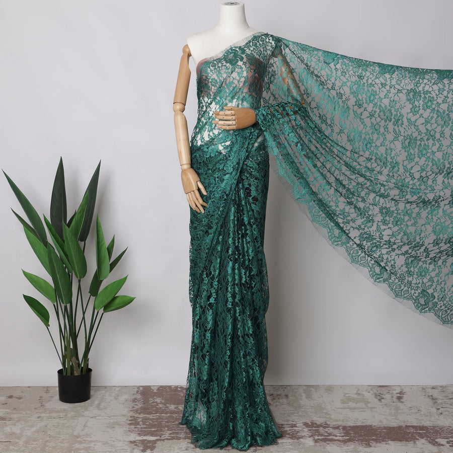 قماش دانتيل شانتيلي فرنسي ثنائي اللون باللونين الأخضر المزرق والأسود، 5.5 متر × 110 سم، دانتيل فاخر - D21211