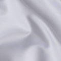قماش قمصان من القطن السويسري الفاخر بنسبة 100% باللون الرمادي الفضي مع نسيج مضلع رقيق، عرض 140 سم - D21415