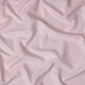 قماش قمصان من القطن السويسري الفاخر بنسبة 100% باللون الوردي الفاتح مع نسيج مضلع رقيق، عرض 140 سم - D21429