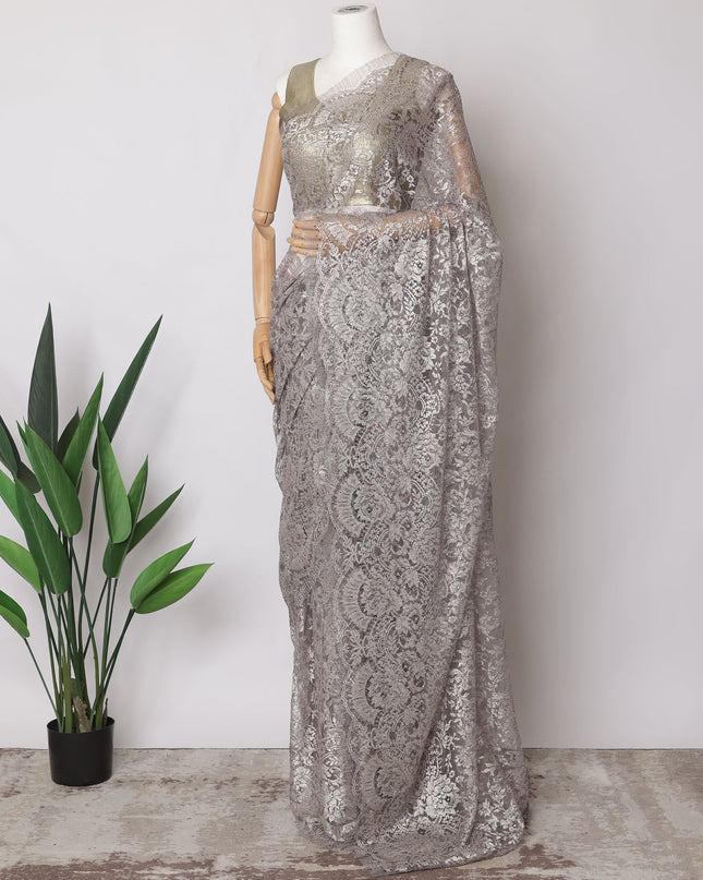 قماش ساري شانتيلي فرنسي معدني فاخر باللون الرمادي اللافندر، 5.5 متر × 110 سم - D21500