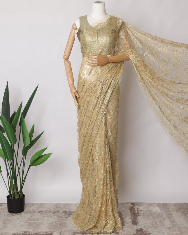 قماش ساري شانتيلي فرنسي معدني فاخر باللون الذهبي الشمبانيا، 5.5 متر × 110 سم - D21504