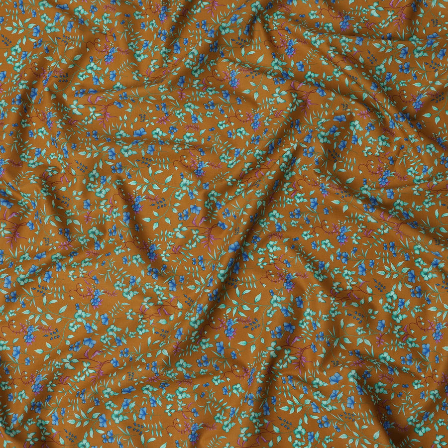 قماش قطني خالص مطبوع عليه زهور باللون البني والأزرق – عرض 110 سم - D21788