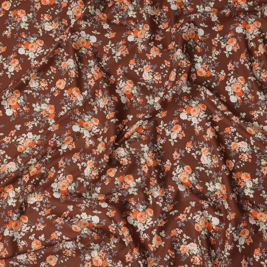 قماش قطني خالص مطبوع عليه زهور باللون البني والبرتقالي – عرض 110 سم - D21791