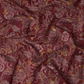 قماش فيسكوز مخلوط بنقشة بيزلي وزهور بلون عنابي مع لمسات ذهبية وتفاصيل دقيقة، عرض 110 سم، صنع في الهند - D22812