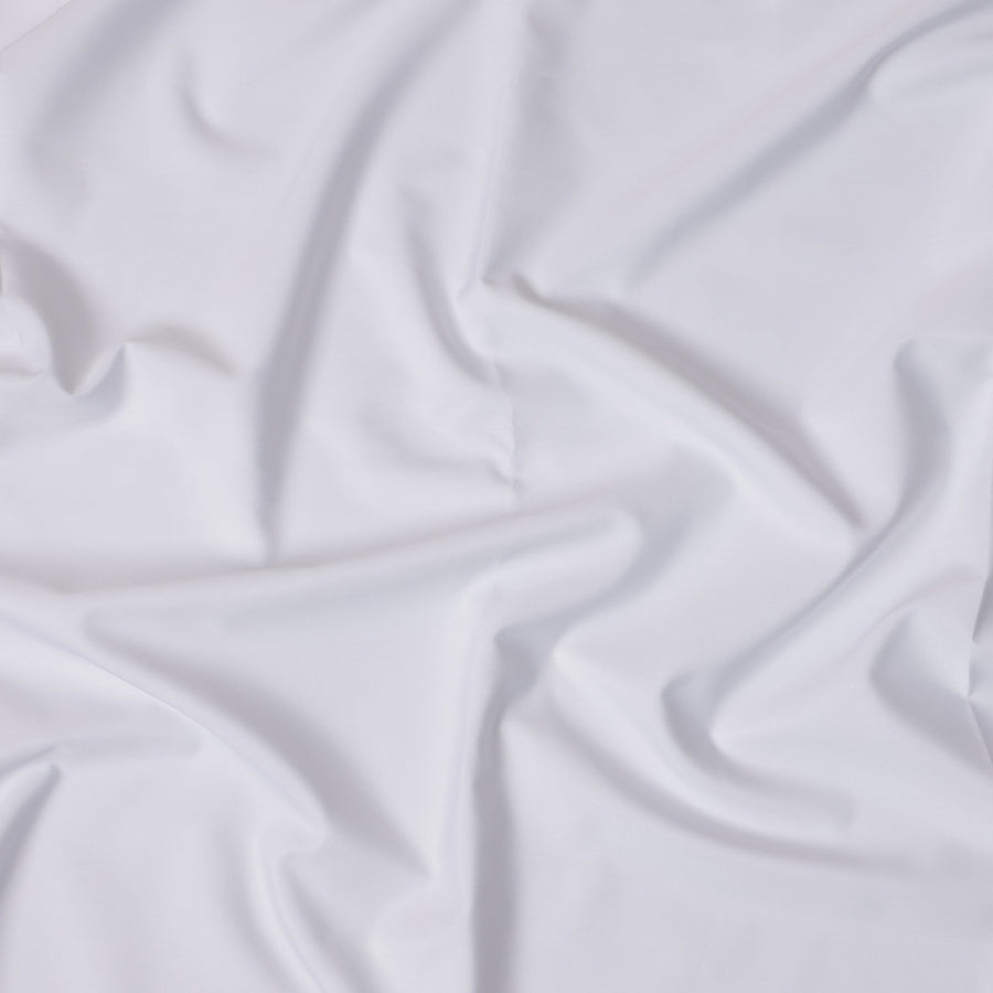 قماش قمصان قطني سويسري 100% بلون أبيض ثلجي سادة، لمسة نهائية ناعمة ومتينة، عرض 150 سم، صنع في سويسرا - D22876