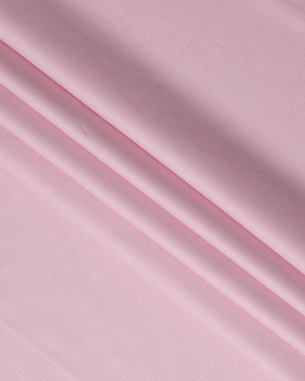 قماش دوبي وردي فاتح، قطن سويسري ١٠٠٪، نسج هندسي دقيق، عرض ١٥٠ سم، صنع في سويسرا - D22883