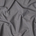 قماش قمصان قطني 100%، مخطط باللونين الرمادي والأسود، بتصميم خطوط أفقية دقيقة، عرض 150 سم، صنع في إيطاليا - D22885