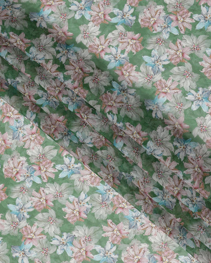 قماش أورجانزا صناعي مطبوع عليه زهور متعدد الألوان باللون الأخضر الورقي مع زخارف زهرية فاتحة، عرض 110 سم، صنع في الهند - D23318