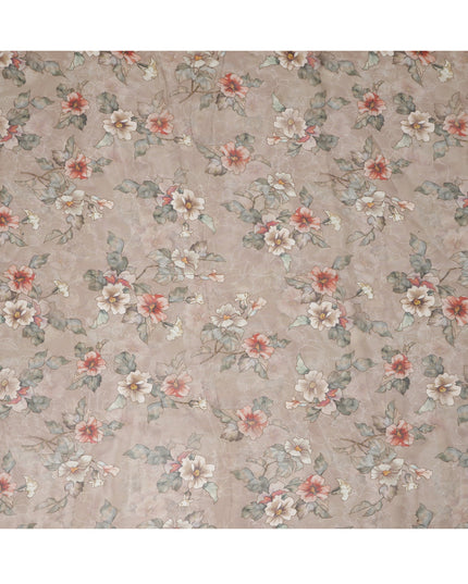 قماش أورجانزا صناعي مطبوع عليه زهور باللون البيج مع أزهار ناعمة باللون المرجاني والعاجي، عرض 110 سم، صنع في الهند - D23319