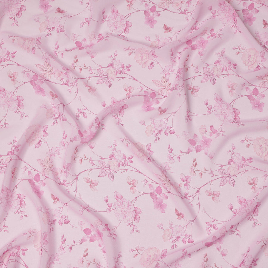 قماش جورجيت صناعي مطبوع عليه زهور بلون وردي فاتح أحادي اللون مع زخارف كرمة رقيقة، عرض 110 سم، صنع في الهند - D23327