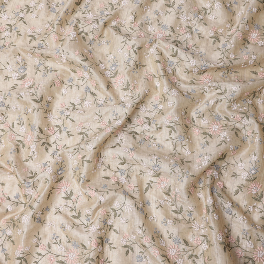 قماش حرير توسار مطرز بنقشة زهور الباستيل البيج، عرض 110 سم، صنع في الهند - D23368