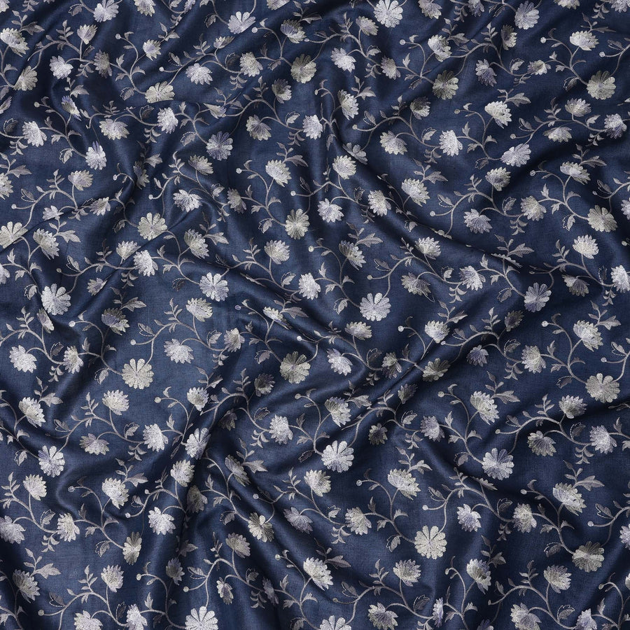 قماش حرير توسار مطرز بنقشة زهور باللون الأزرق الداكن، عرض 110 سم، منشأ الهند - D23375