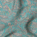قماش كريب فيسكوز بنقشة بيزلي فيروزية، ملمس ناعم متدفق، عرض 110 سم، صنع في الهند - D23428