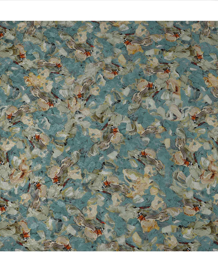 قماش كريب فيسكوز مطبوع بضربات فرشاة تجريدية بلون أزرق مخضر، بتصميم فني فني بلمسات بيج وصدئة، عرض 110 سم، صنع في الهند - D23438