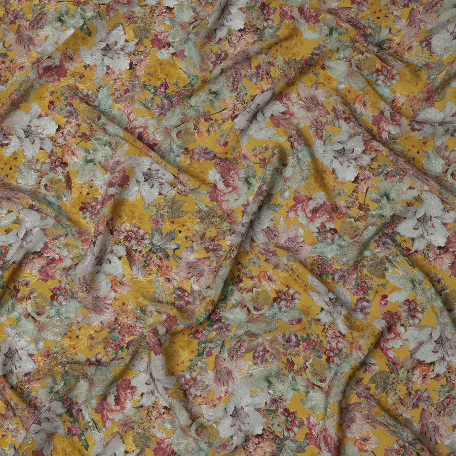 قماش كريب فيسكوز مطبوع عليه زهور باللون الأصفر الخردلي، بتصميم حديقة عتيقة بدرجات اللونين الرمادي الفاتح والأرجواني، عرض 110 سم، صنع في الهند - D23439