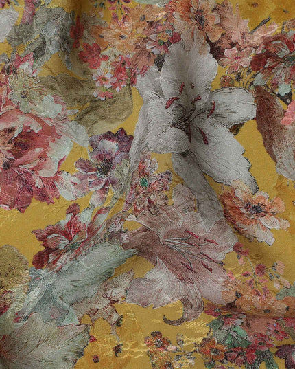 قماش كريب فيسكوز مطبوع عليه زهور باللون الأصفر الخردلي، بتصميم حديقة عتيقة بدرجات اللونين الرمادي الفاتح والأرجواني، عرض 110 سم، صنع في الهند - D23439